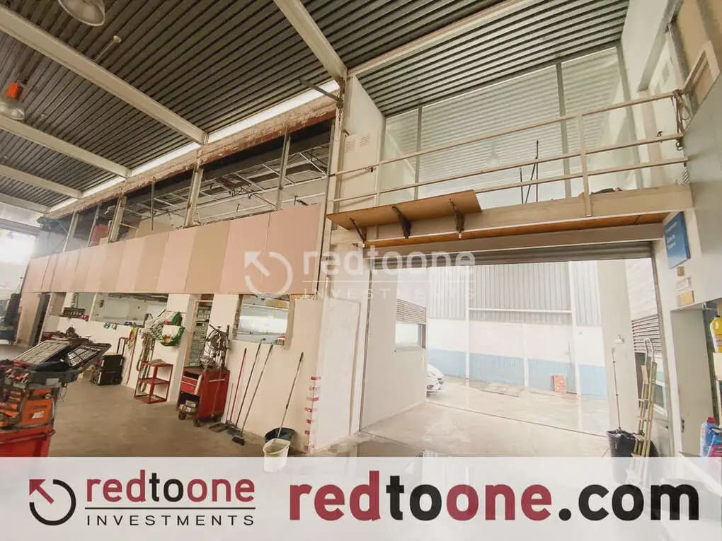 Kommersiell att hyra i Alicante stad - 4 000 € (Ref: 10144832)