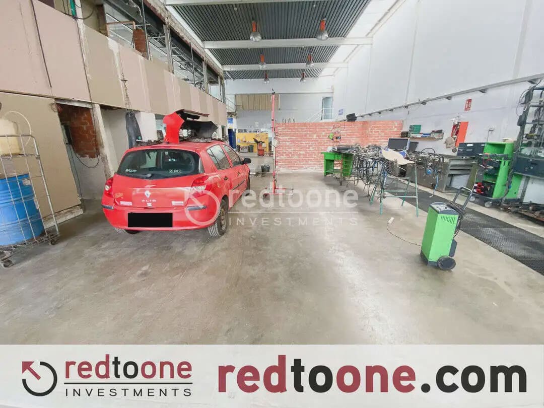 Kommersiell att hyra i Alicante stad - 4 000 € (Ref: 10144832)