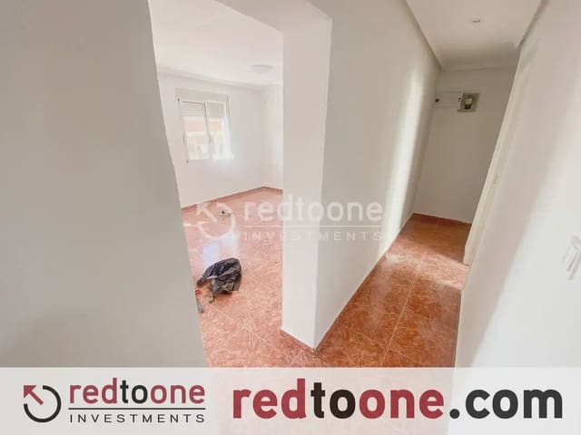 2 soverom Leilighet til salgs i Virgen del Remedio - Parque lo Morant, Alicante by - € 95 000 (Ref: 10144835)
