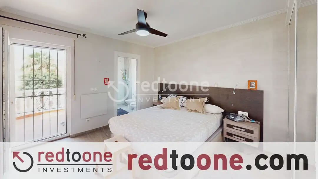 3 slaapkamer Rijtjeshuis te koop in Almoradi met zwembad garage - € 220.000 (Ref: 10144937)
