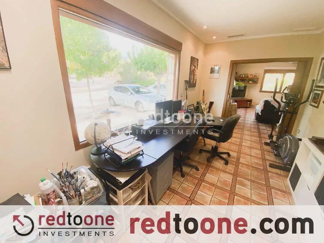 3 sypialnia Finka/Dom wiejski na sprzedaż w Petrel / Petrer z basenem garażem - 525 000 € (Ref: 10160286)
