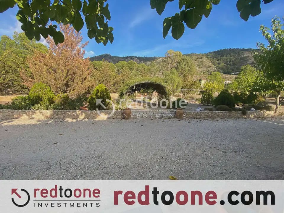 3 sypialnia Finka/Dom wiejski na sprzedaż w Petrel / Petrer z basenem garażem - 525 000 € (Ref: 10160286)