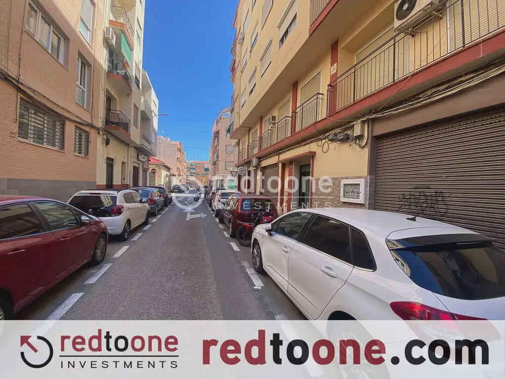 Piso de 3 habitaciones en Alicante / Alacant ciudad en alquiler - 990 € (Ref: 10163373)