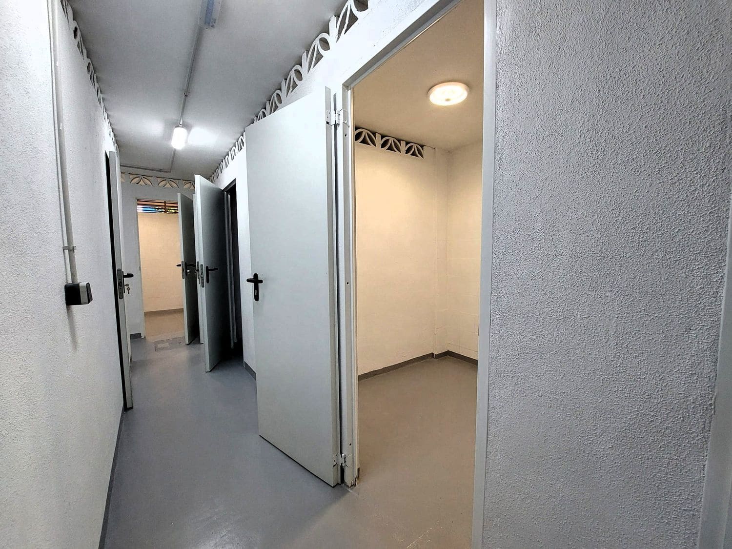 Kaupallinen myytävänä paikassa Marbella - 235 000 € (Ref: 10010160)
