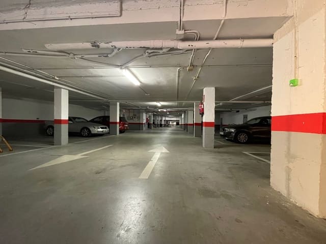 Garaż do wynajęcia w La Carolina - Guadalpín, Marbella - 140 € (Ref: 10016950)