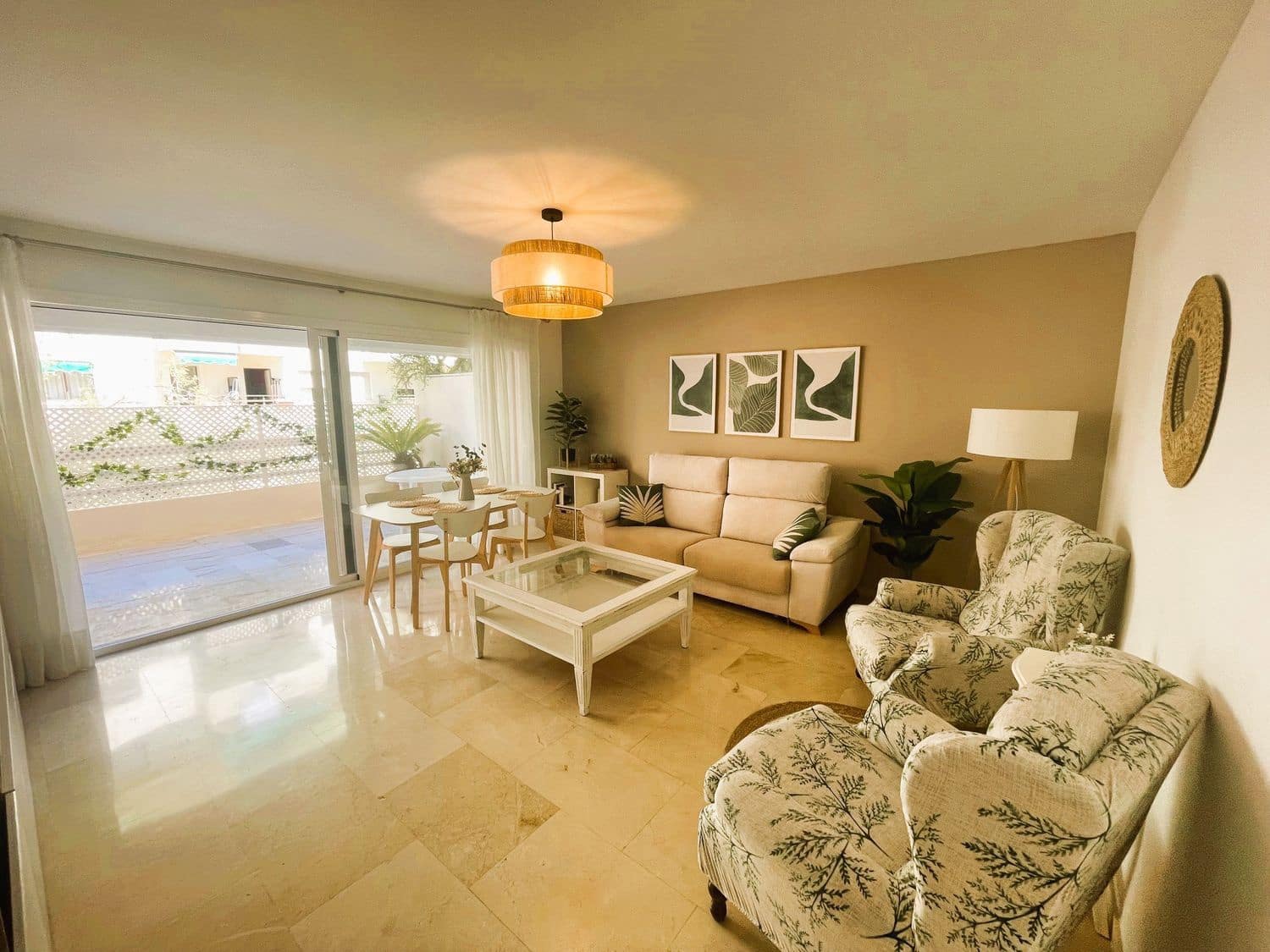 2 bedroom Apartment for sale in Marbella with pool garage - € 635,000 (Ref: 9838344)