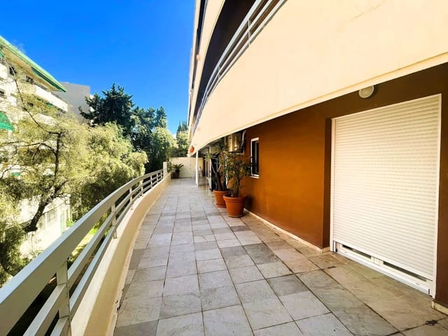 2 camera da letto Appartamento in vendita in Playa Bajadilla - Puertos, Marbella con piscina garage - 635.000 € (Rif: 9838344)