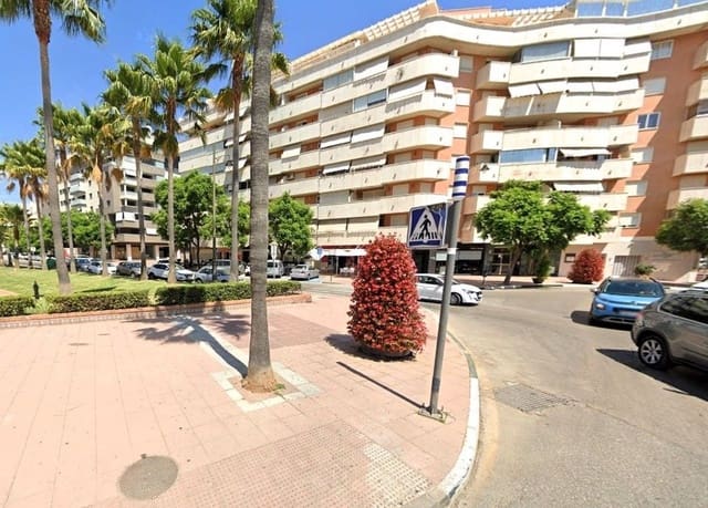Local Comercial en Huerta Nueva, Estepona en venta - 1.050.000 € (Ref: 9838355)