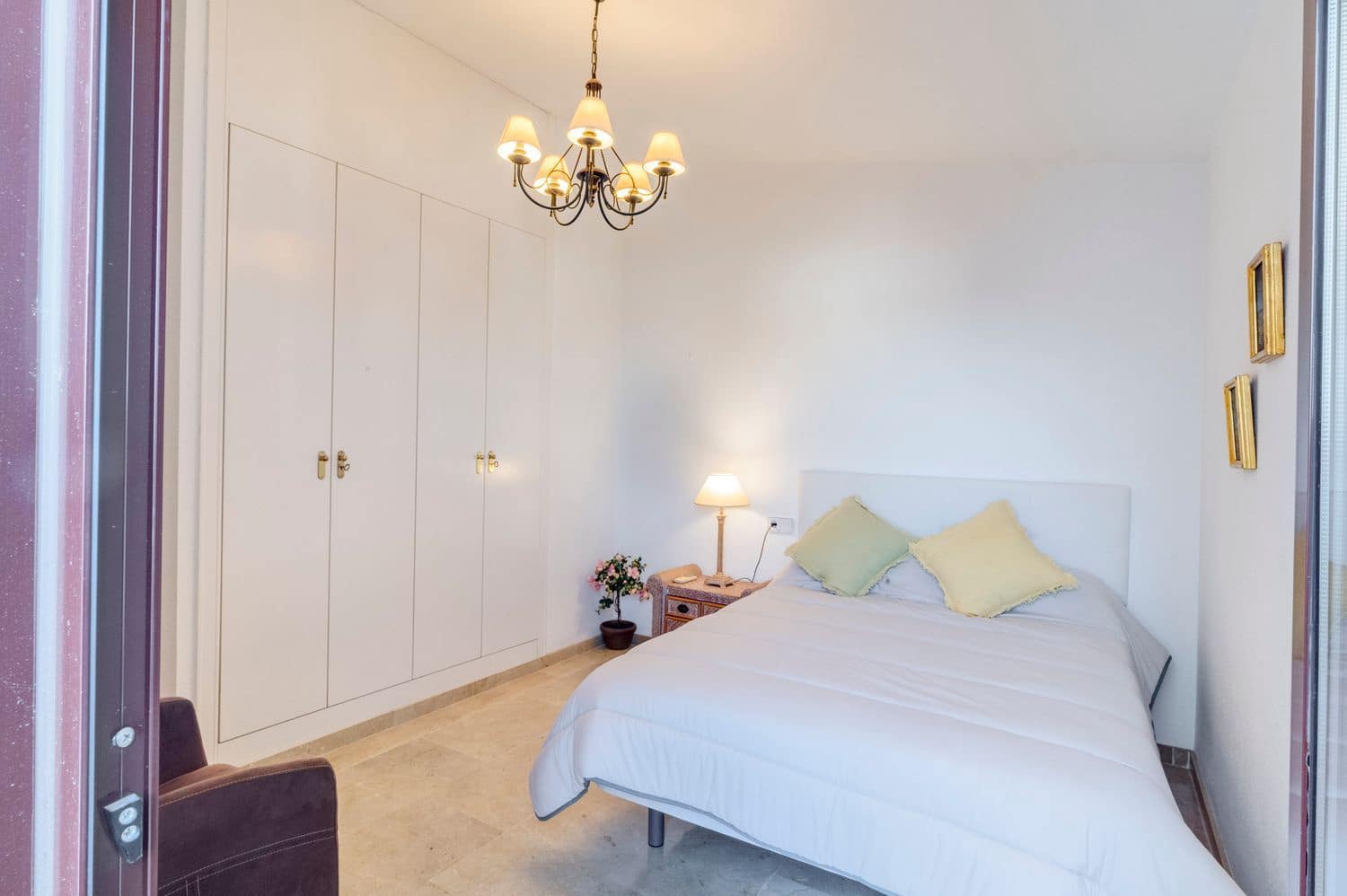 3 bedroom Apartment for sale in Marbella with pool garage - € 845,000 (Ref: 9838775)