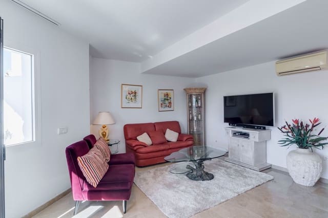 3 bedroom Apartment for sale in Lomas De Marbella, Marbella with pool garage - € 845,000 (Ref: 9838775)