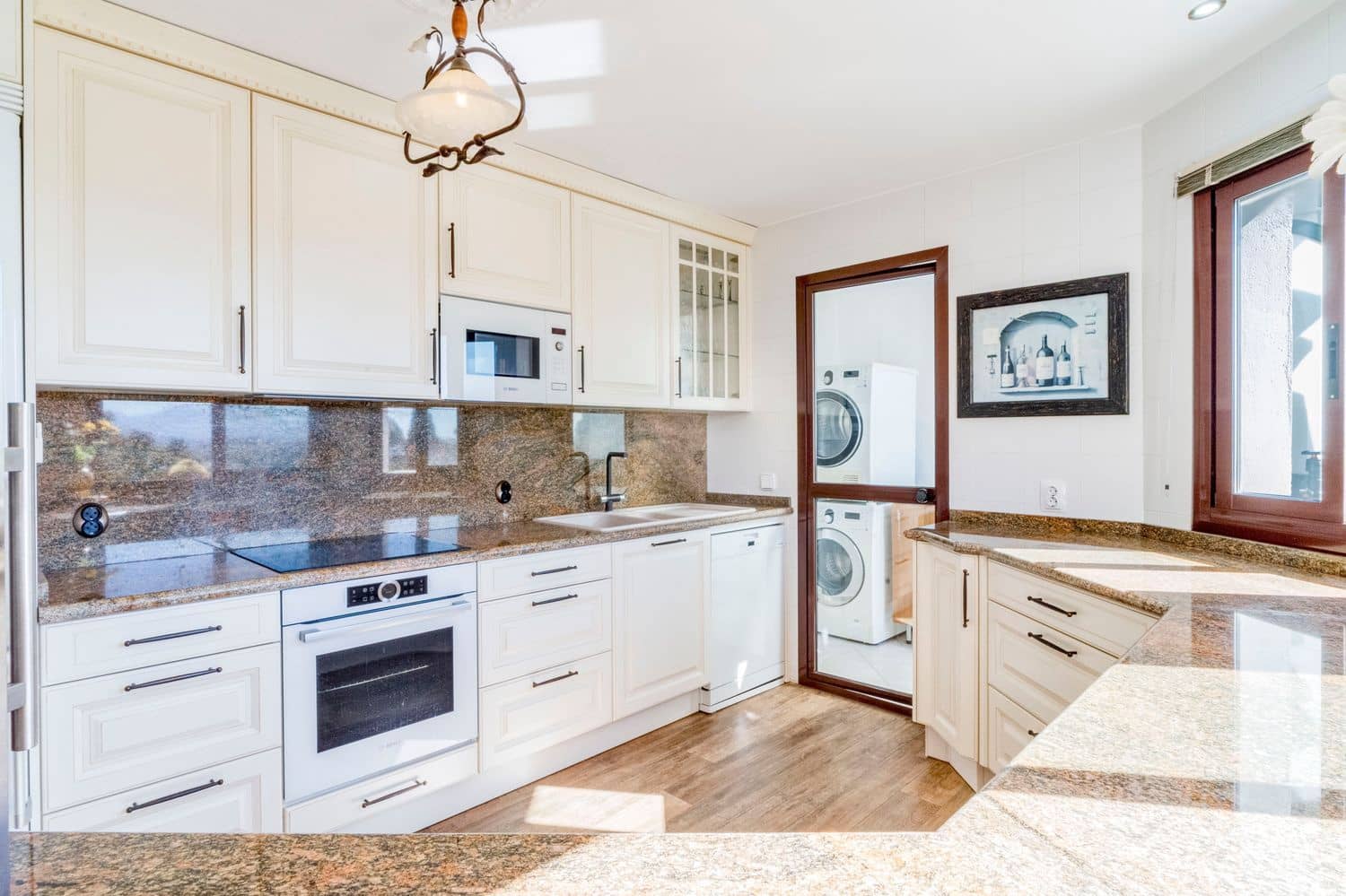 3 bedroom Apartment for sale in Marbella with pool garage - € 845,000 (Ref: 9838775)