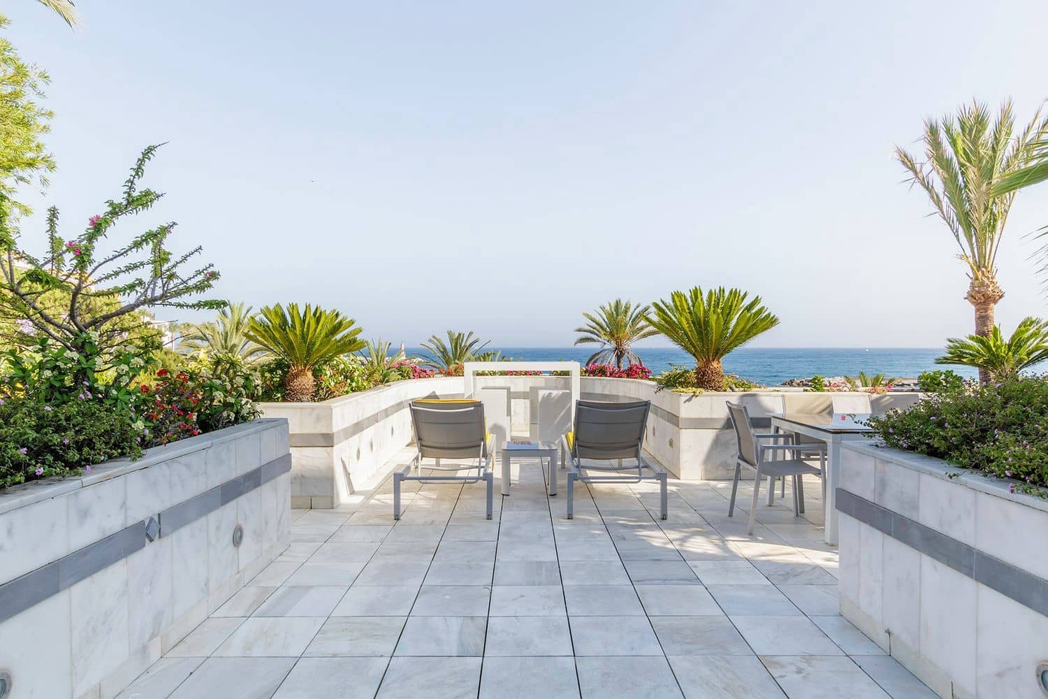 3 bedroom Apartment for sale in Puerto Banus with pool garage - € 5,100,000 (Ref: 9864074)
