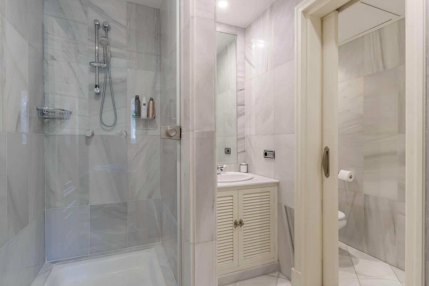 3 bedroom Apartment for sale in Puerto Banus with pool garage - € 5,100,000 (Ref: 9864074)