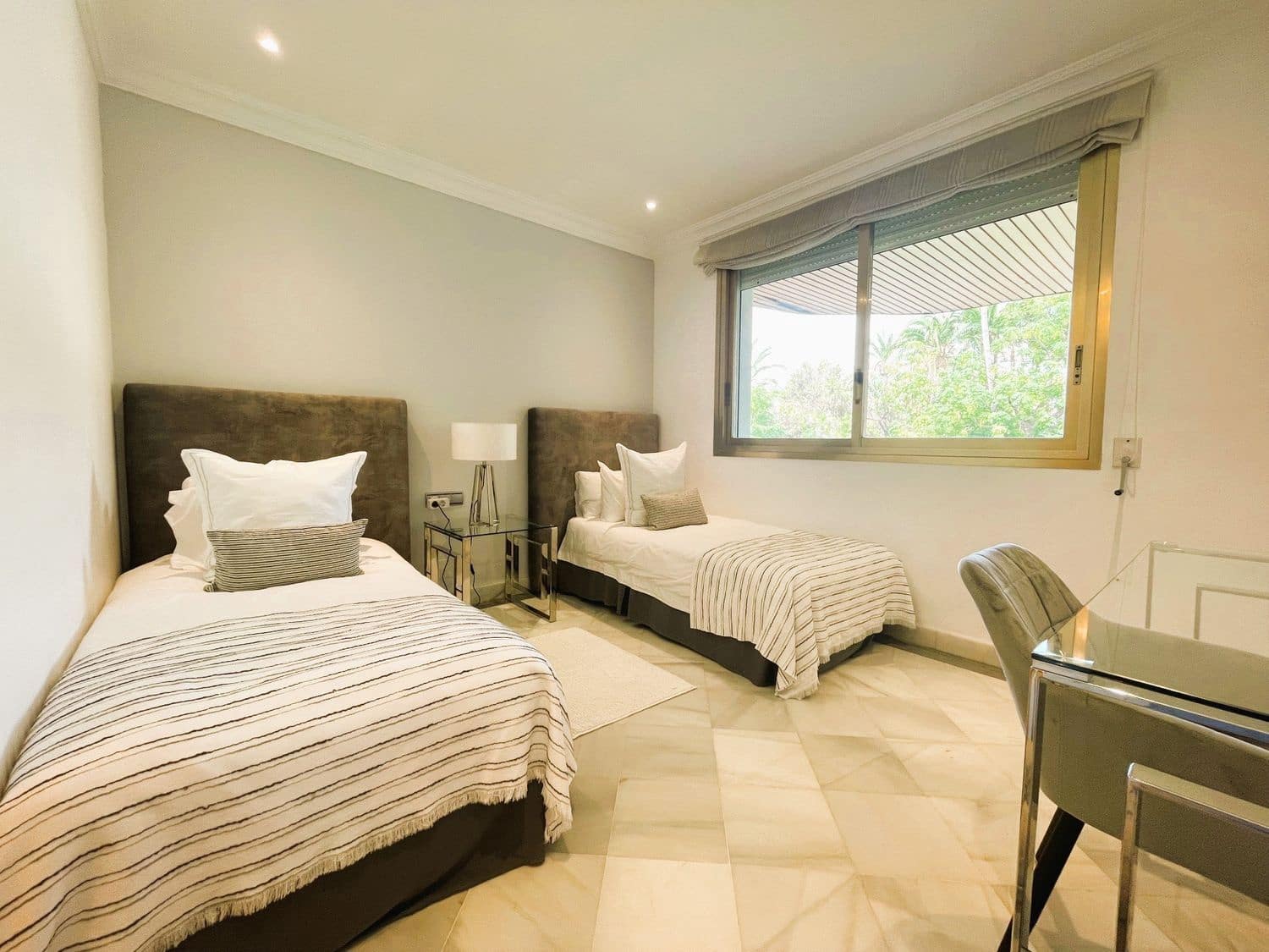 3 bedroom Apartment for sale in Puerto Banus with pool garage - € 5,100,000 (Ref: 9864074)
