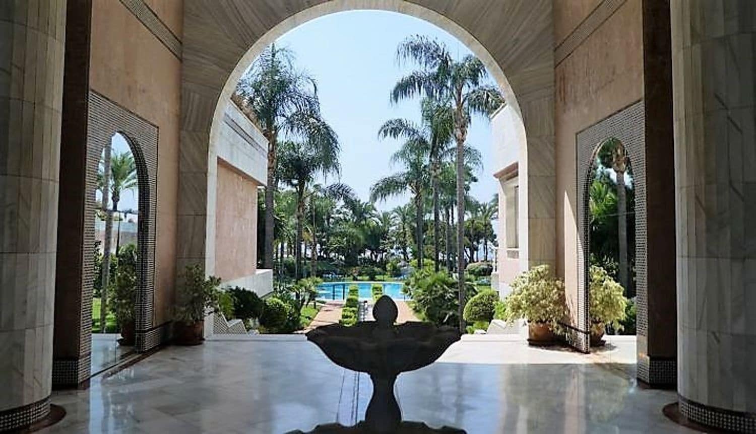 3 bedroom Apartment for sale in Puerto Banus with pool garage - € 5,100,000 (Ref: 9864074)