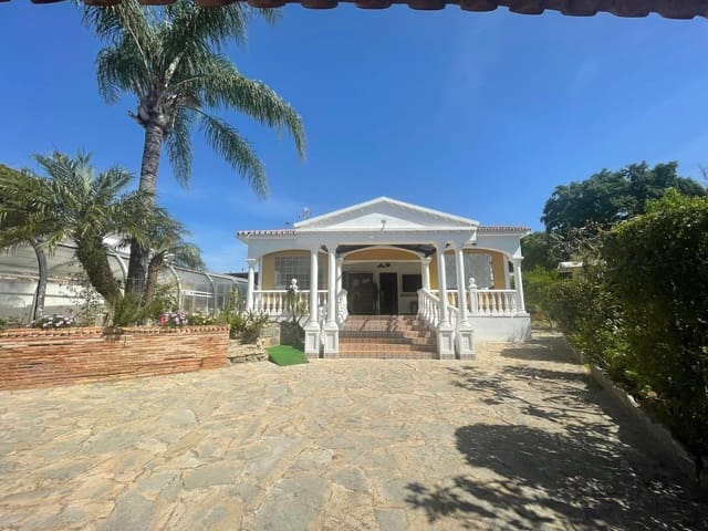 4 quarto Moradia para venda em El Rosario, Marbella com piscina garagem - 1 190 000 € (Ref: 9864075)