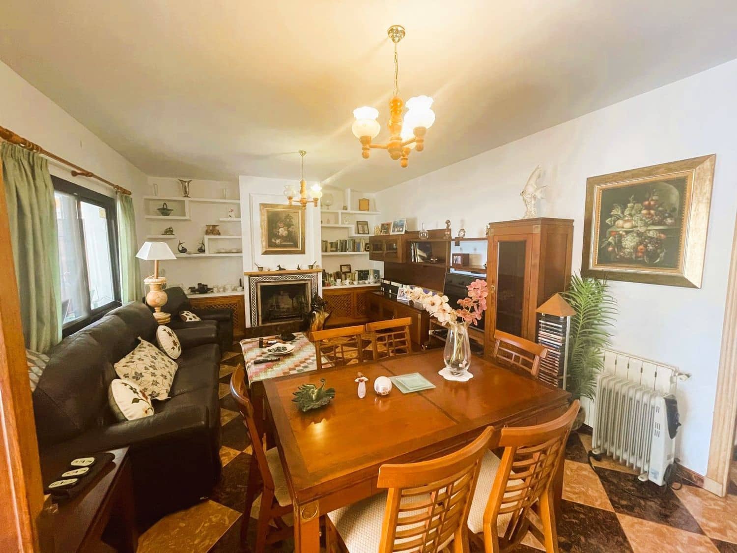4 quarto Moradia para venda em Marbella com piscina garagem - 1 190 000 € (Ref: 9864075)