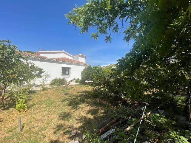 4 quarto Moradia para venda em El Rosario, Marbella com piscina garagem - 1 190 000 € (Ref: 9864075)
