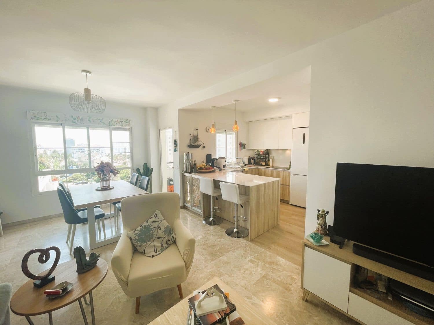 3 soveværelse Lejlighed til salg i Estepona med garage - € 495.000 (Ref: 9893722)