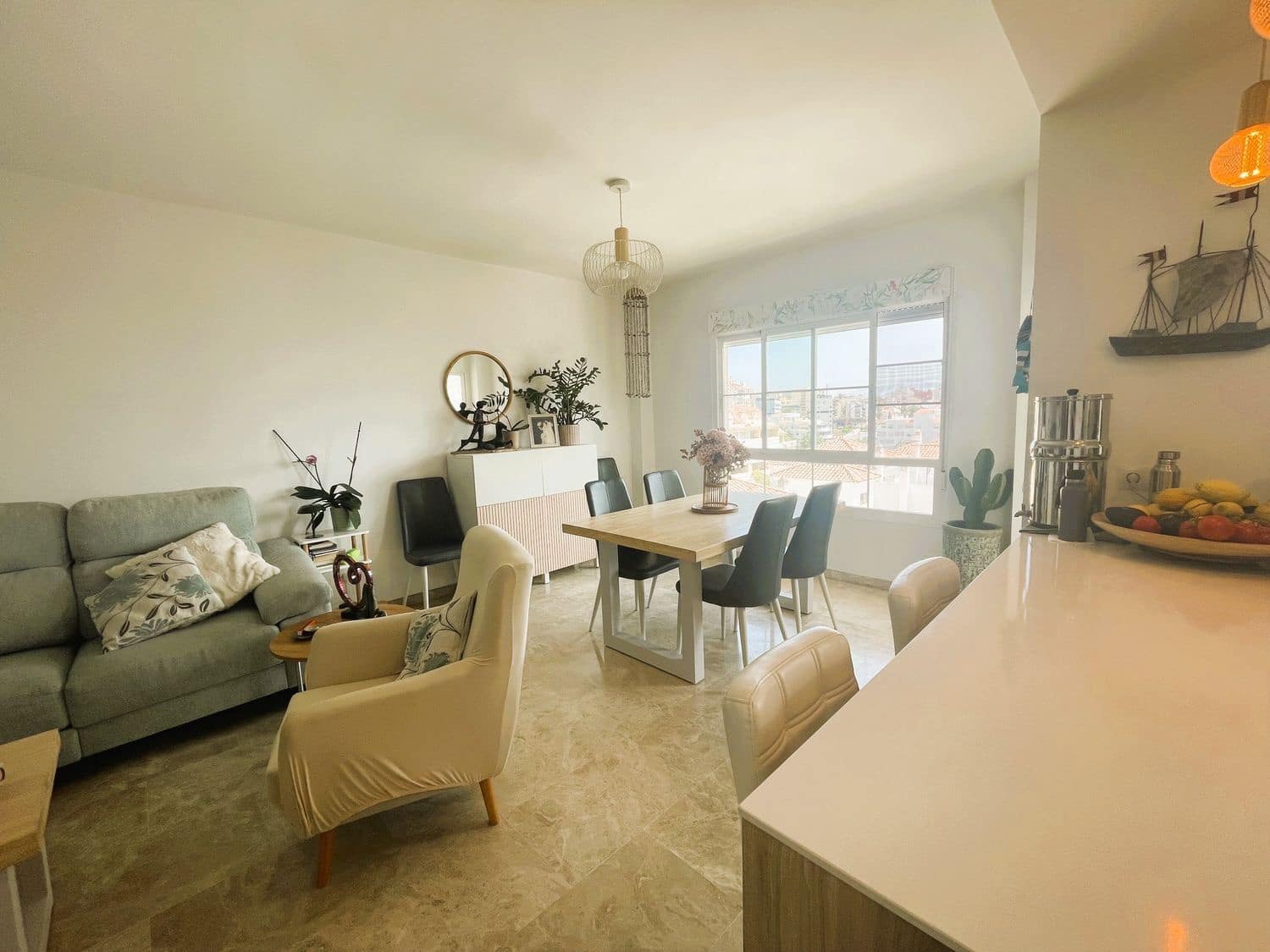 3 soveværelse Lejlighed til salg i Estepona med garage - € 495.000 (Ref: 9893722)