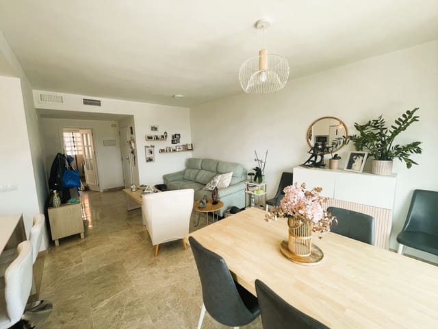 3 sovrum Lägenhet till salu i Centro, Estepona med garage - 495 000 € (Ref: 9893722)