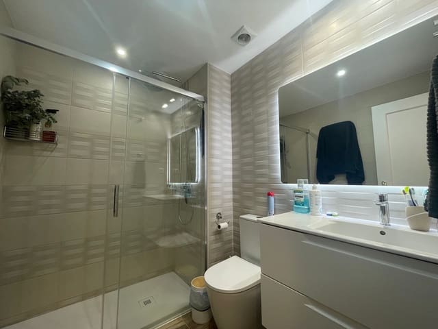 3 sovrum Lägenhet till salu i Centro, Estepona med garage - 495 000 € (Ref: 9893722)