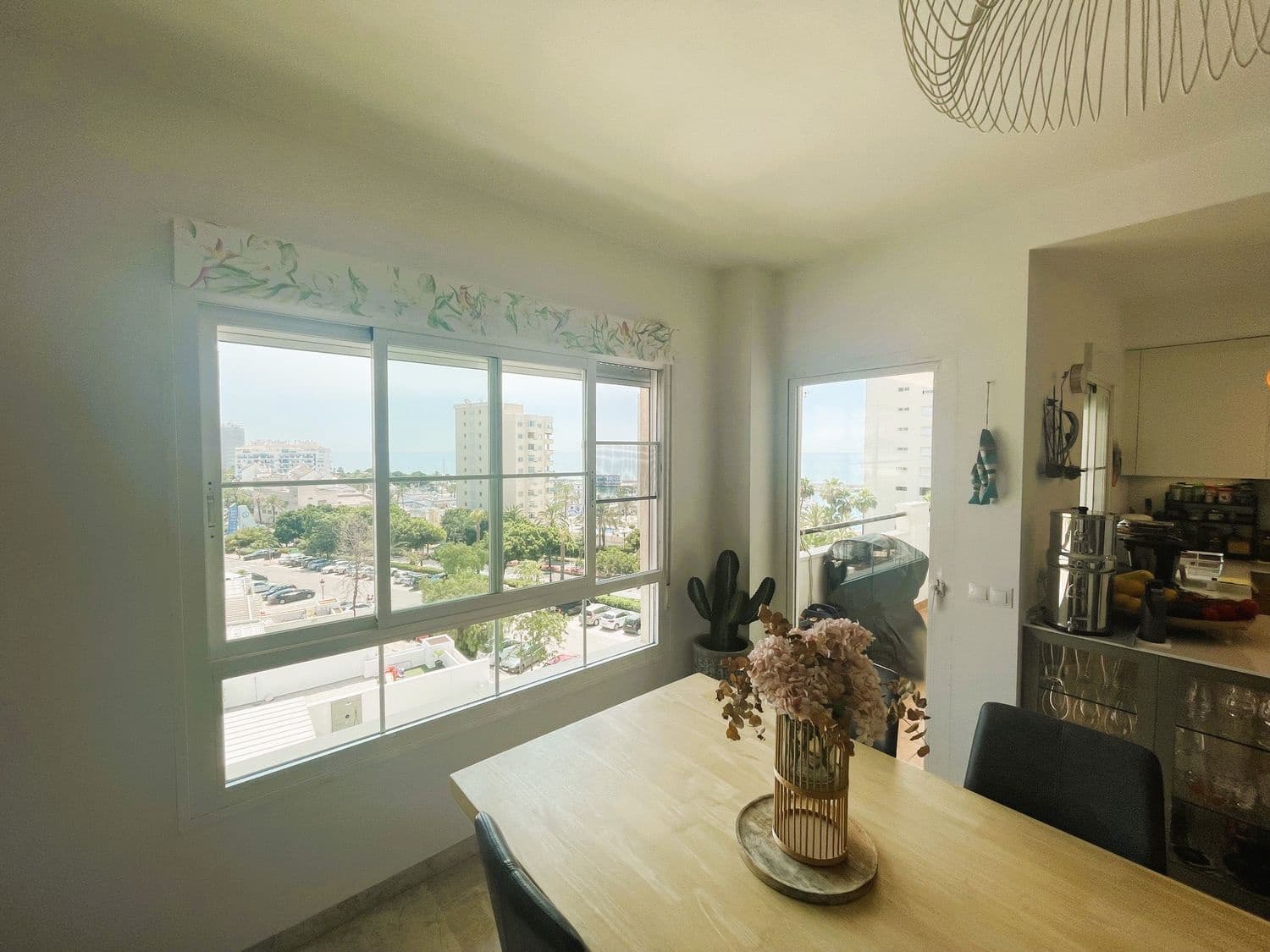 3 soveværelse Lejlighed til salg i Estepona med garage - € 495.000 (Ref: 9893722)