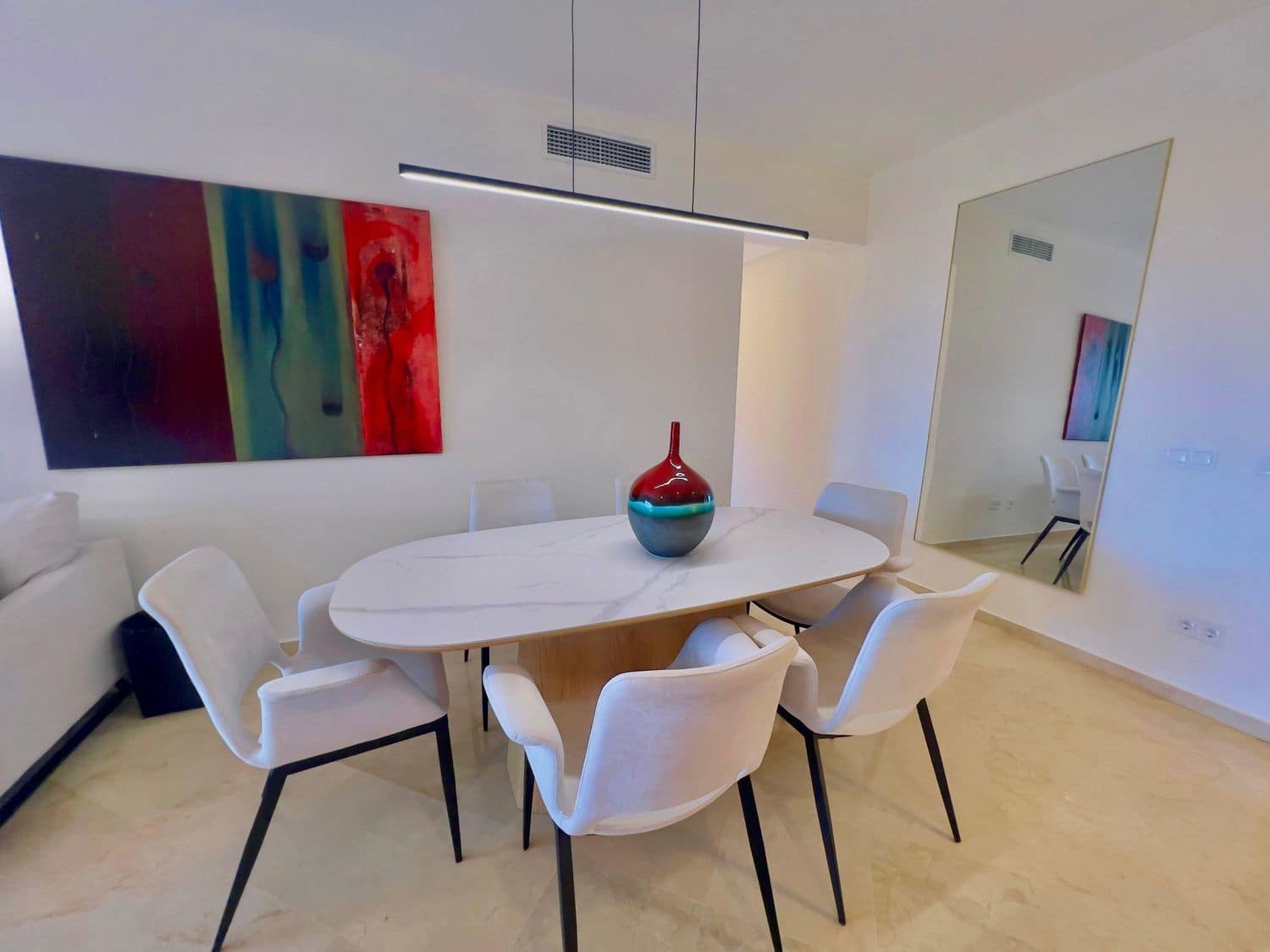 3 soverom Leilighet til leie i Marbella med svømmebasseng garasje - € 11 900 (Ref: 9893723)