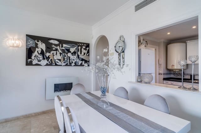 2 soverom Leilighet til salgs i Riviera del Sol, Mijas med svømmebasseng garasje - € 395 000 (Ref: 9990220)