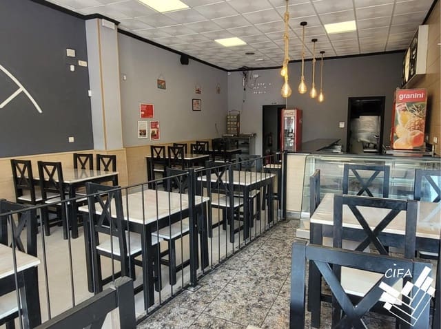 Biznes do wynajęcia w Vinaròs - 850 € (Ref: 10005681)