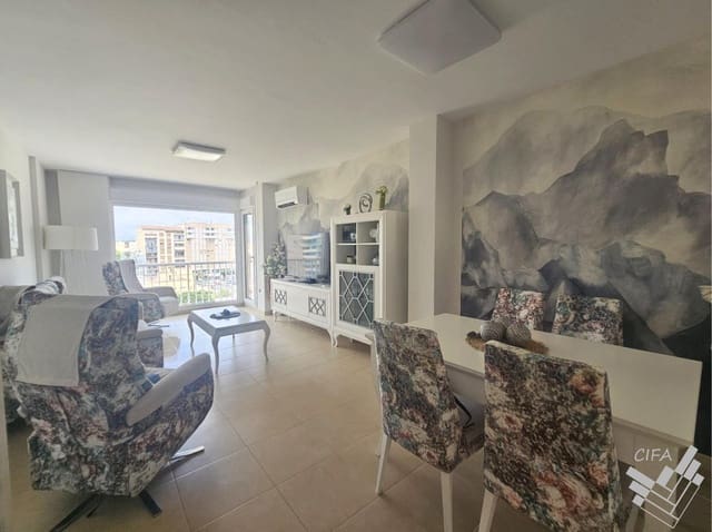 3 bedroom Flat for rent in Vinaròs - € 900 (Ref: 10009155)