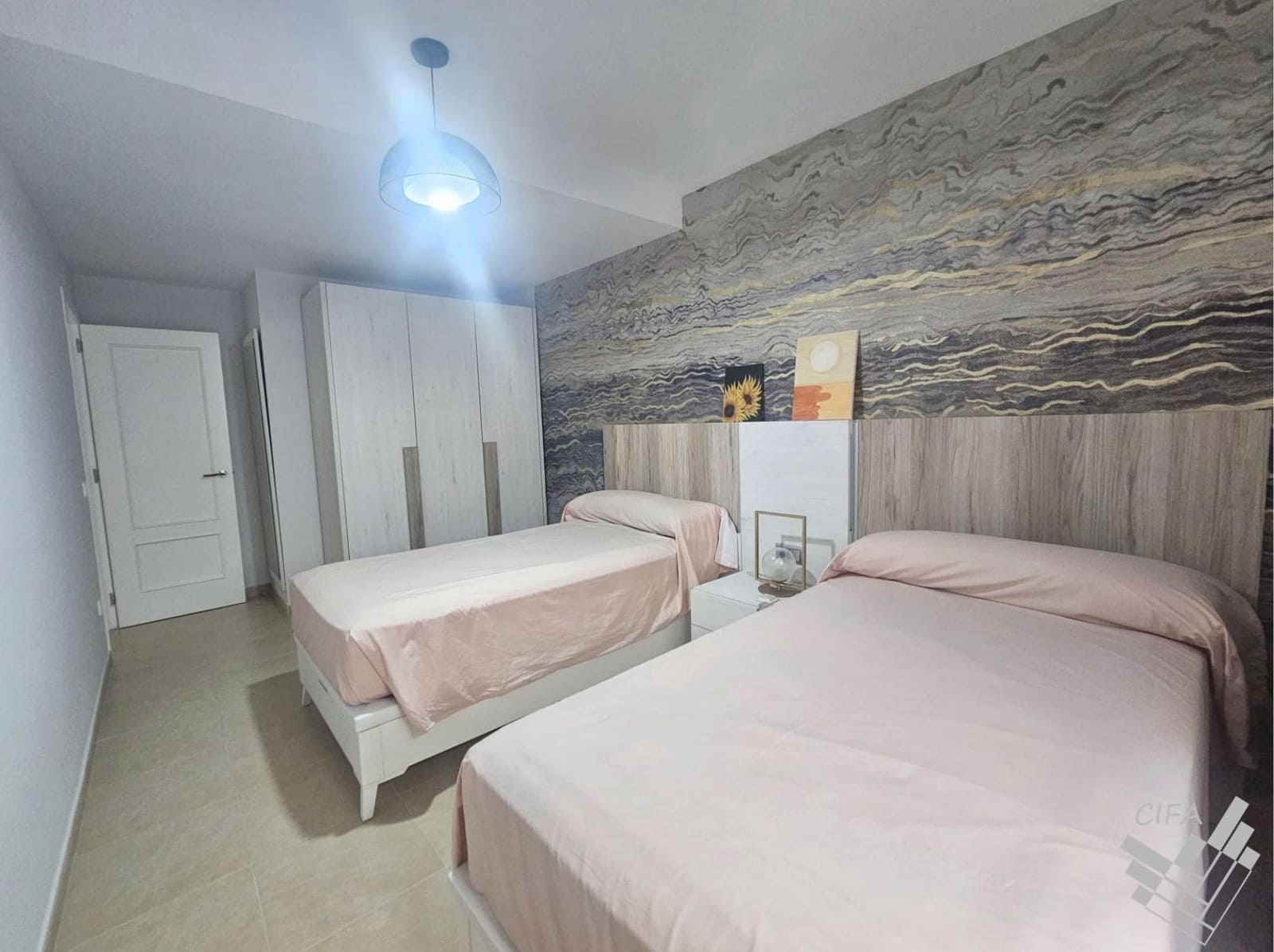 3 slaapkamer Flat te huur in Vinaros met garage - € 900 (Ref: 10009155)