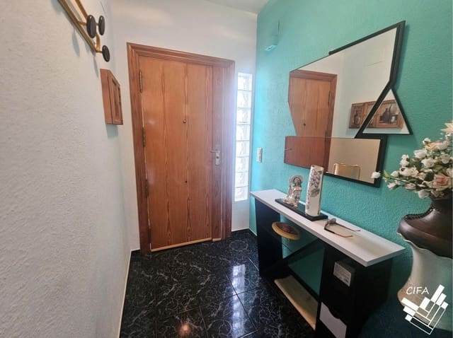 4 Zimmer Haus zu verkaufen in Vinaròs mit Garage - 250.000 € (Ref: 10009157)