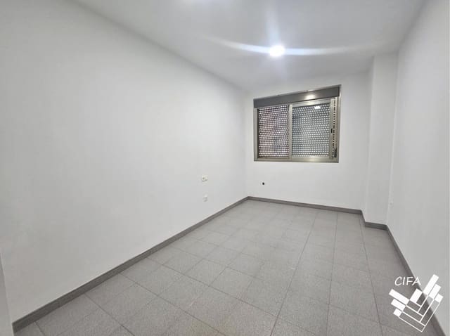 3 sovrum Lägenhet att hyra i Vinaròs - 790 € (Ref: 10015640)