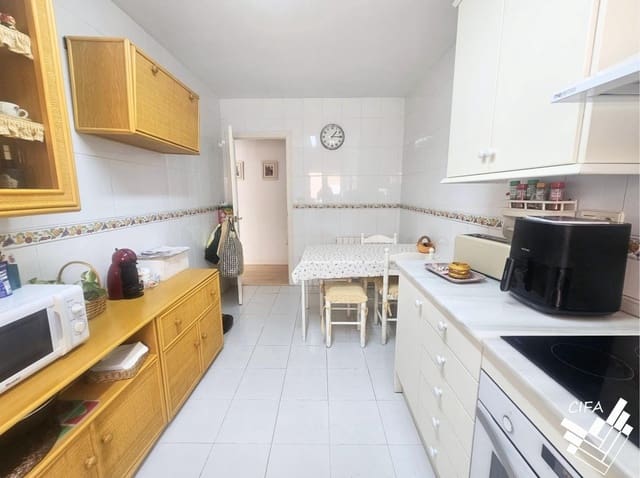 4 sovrum Lägenhet till salu i Vinaròs - 240 000 € (Ref: 10017569)
