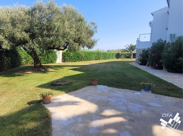 3 soveværelse Villa til salg i Benicarló med swimmingpool garage - € 865.000 (Ref: 10025786)