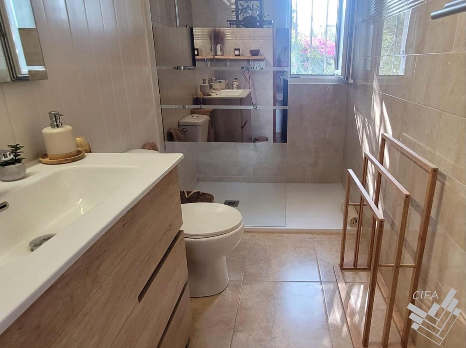 3 soveværelse Villa til salg i Benicarlo med swimmingpool garage - € 865.000 (Ref: 10025786)
