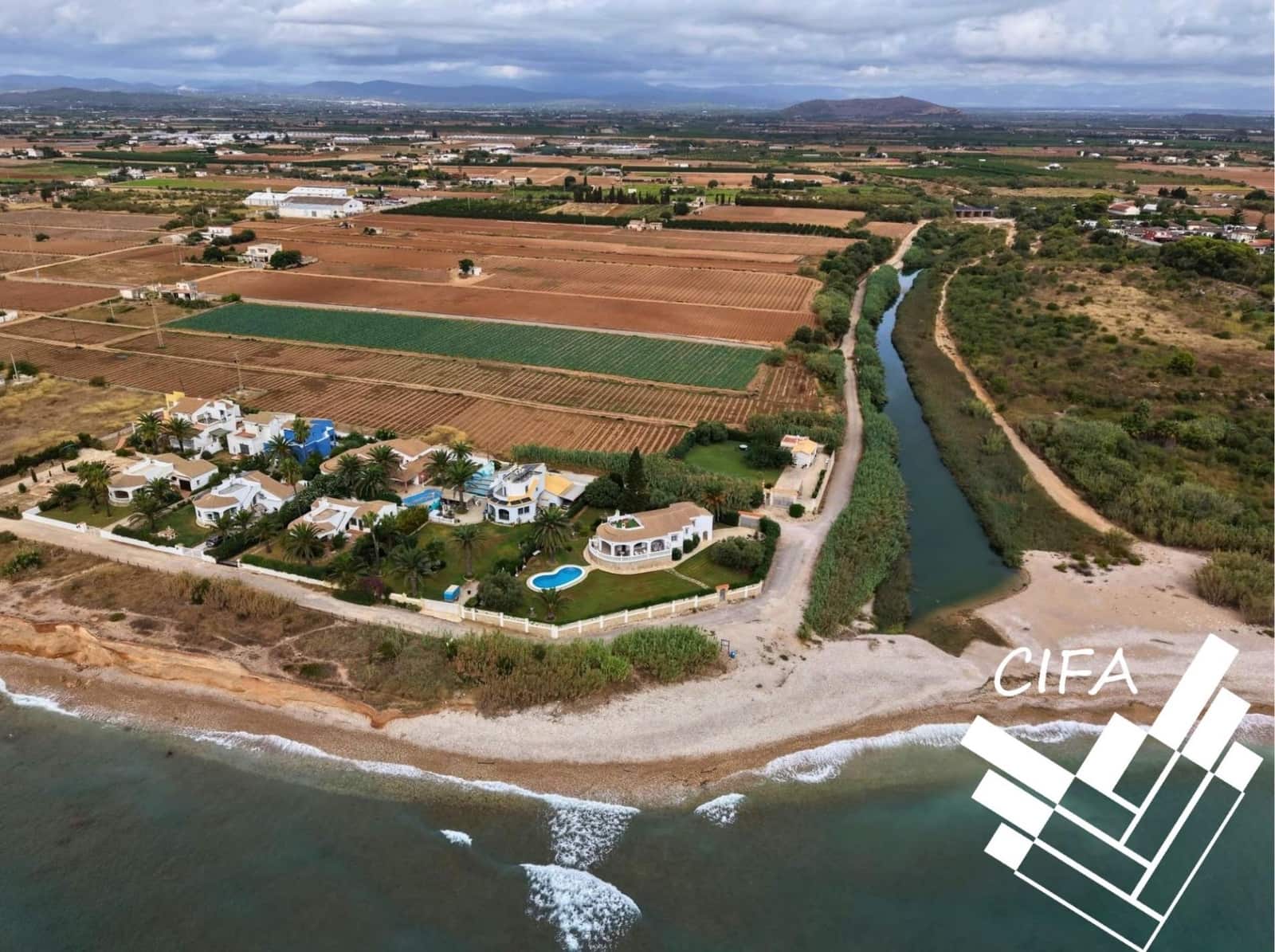 3 bedroom Villa for sale in Benicarlo with pool garage - € 749,000 (Ref: 10025786)