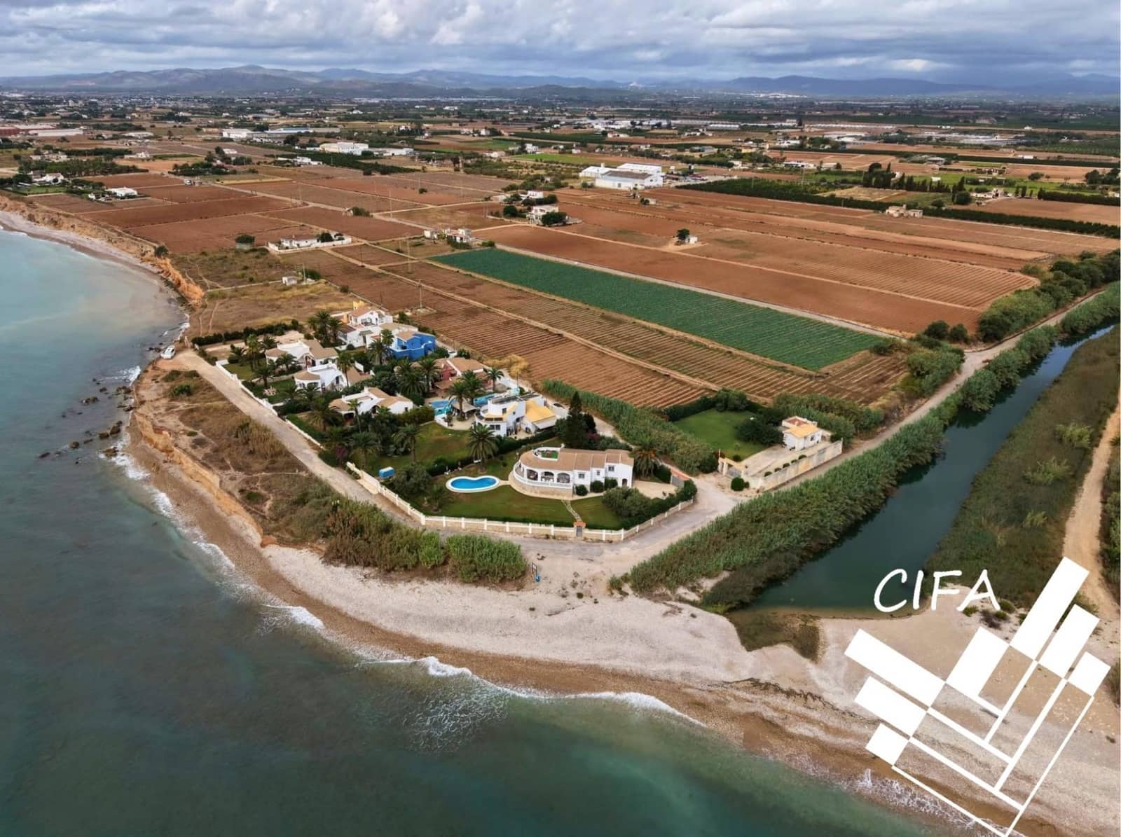 3 bedroom Villa for sale in Benicarlo with pool garage - € 749,000 (Ref: 10025786)