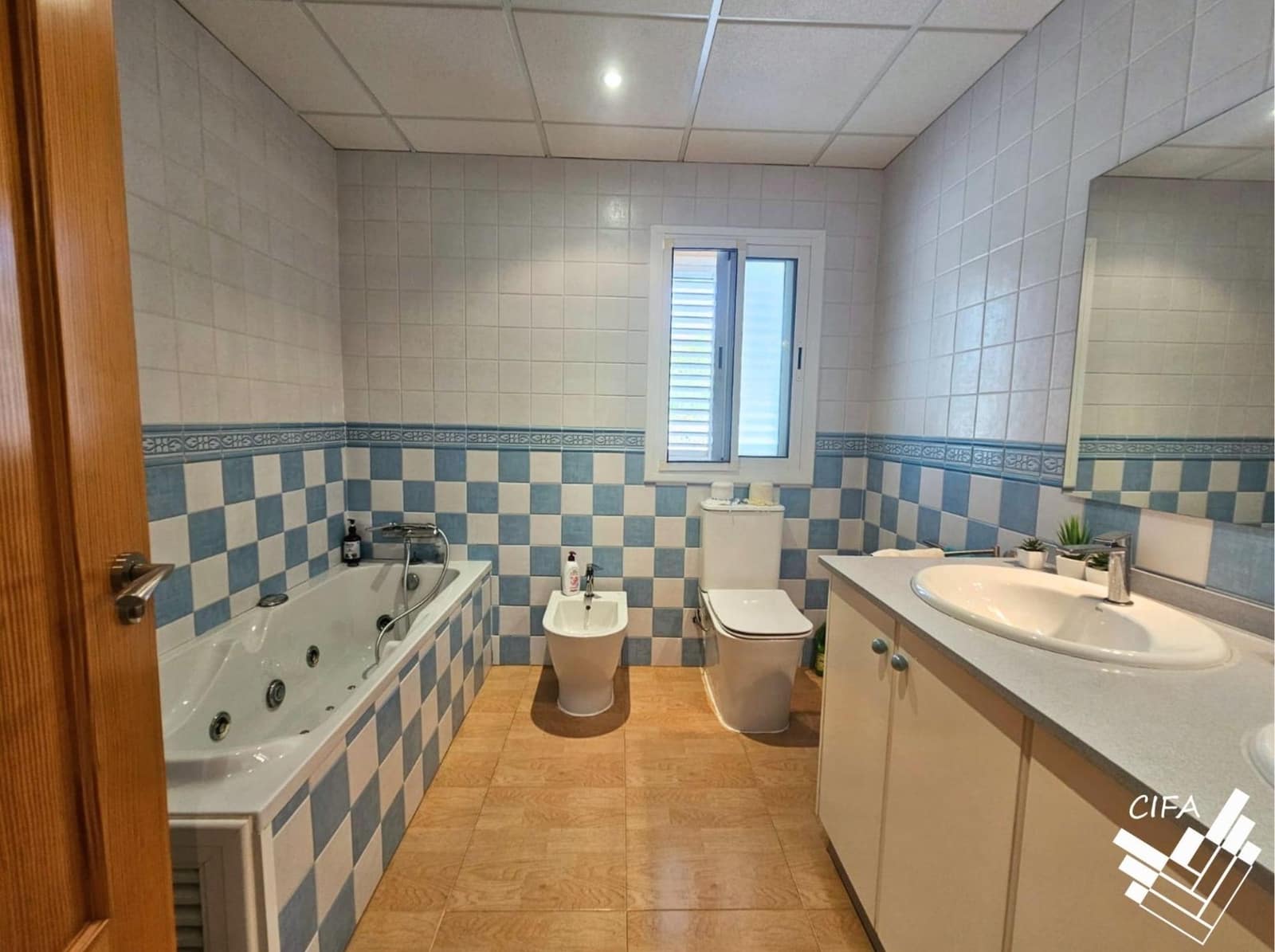 3 sovrum Villa till salu i Alcanar med garage - 294 000 € (Ref: 10032111)