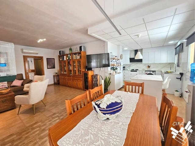 3 sovrum Villa till salu i Alcanar med garage - 294 000 € (Ref: 10032111)