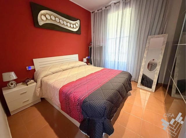 Piso de 2 habitaciones en Vinaròs en alquiler con piscina garaje - 600 € (Ref: 10044875)