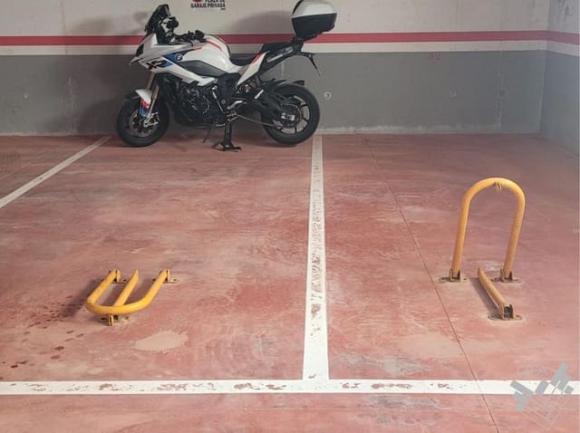 Garaż na sprzedaż w Vinaròs - 15 000 € (Ref: 10047399)