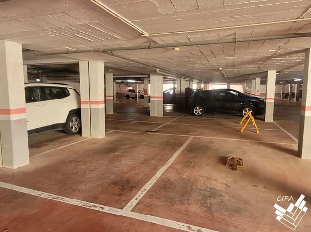 Garaż na sprzedaż w Vinaròs - 15 000 € (Ref: 10047399)