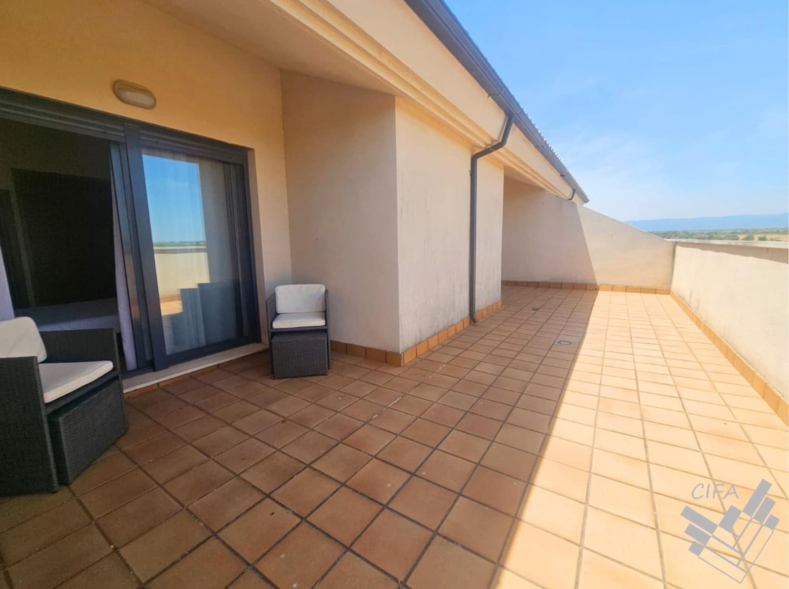 3 soverom Leilighet til leie i Sant Jordi med svømmebasseng garasje - € 750 (Ref: 10086247)