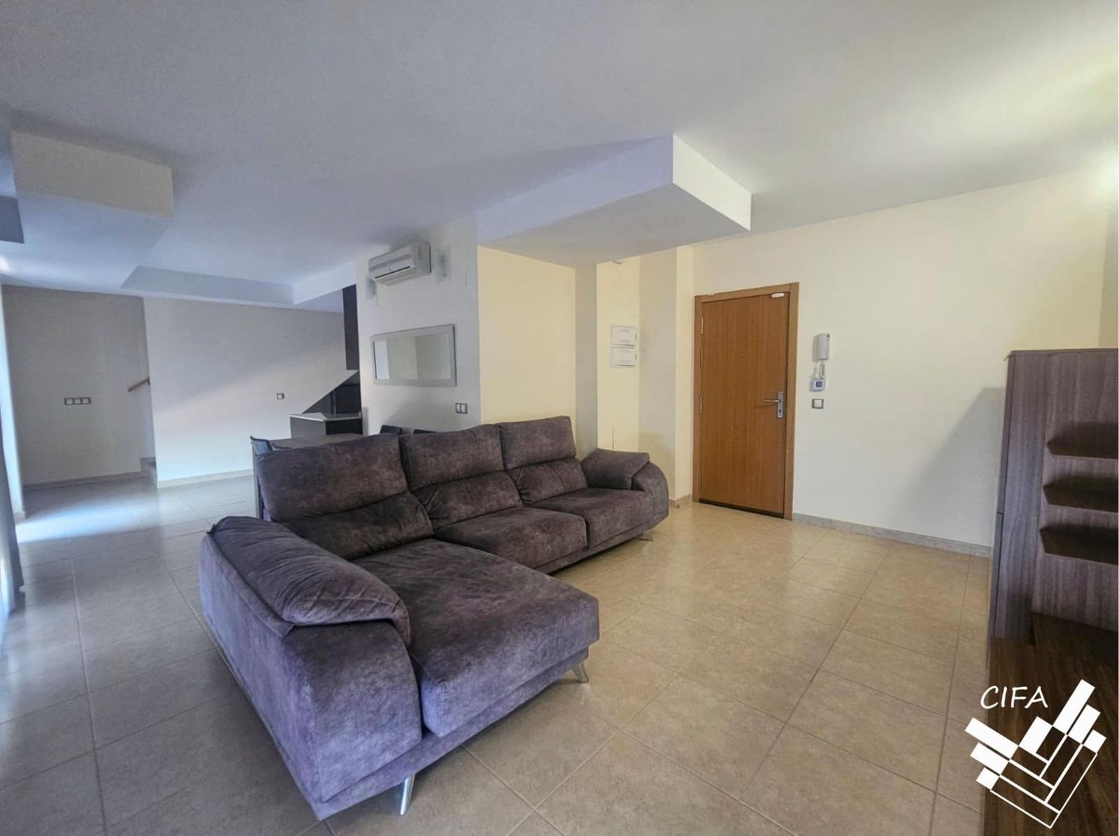 3 soverom Leilighet til leie i Sant Jordi med svømmebasseng garasje - € 750 (Ref: 10086247)
