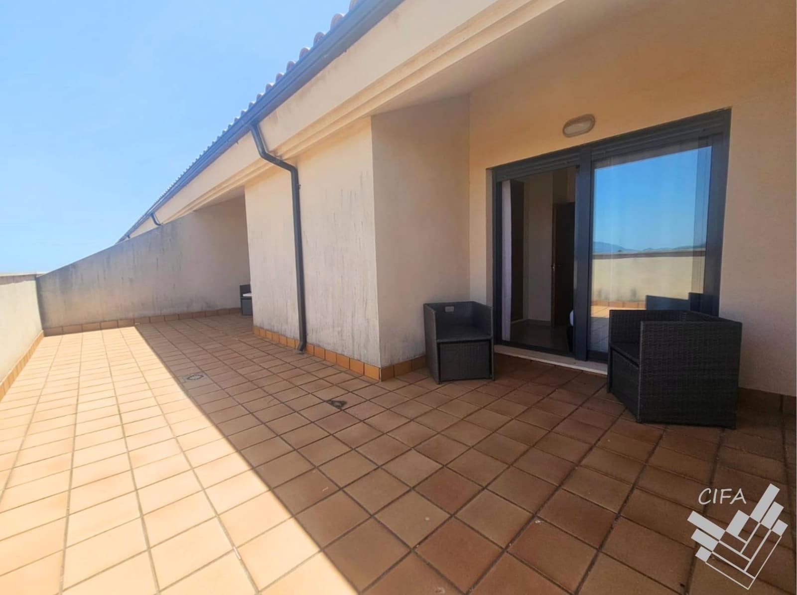 3 soverom Leilighet til leie i Sant Jordi med svømmebasseng garasje - € 750 (Ref: 10086247)