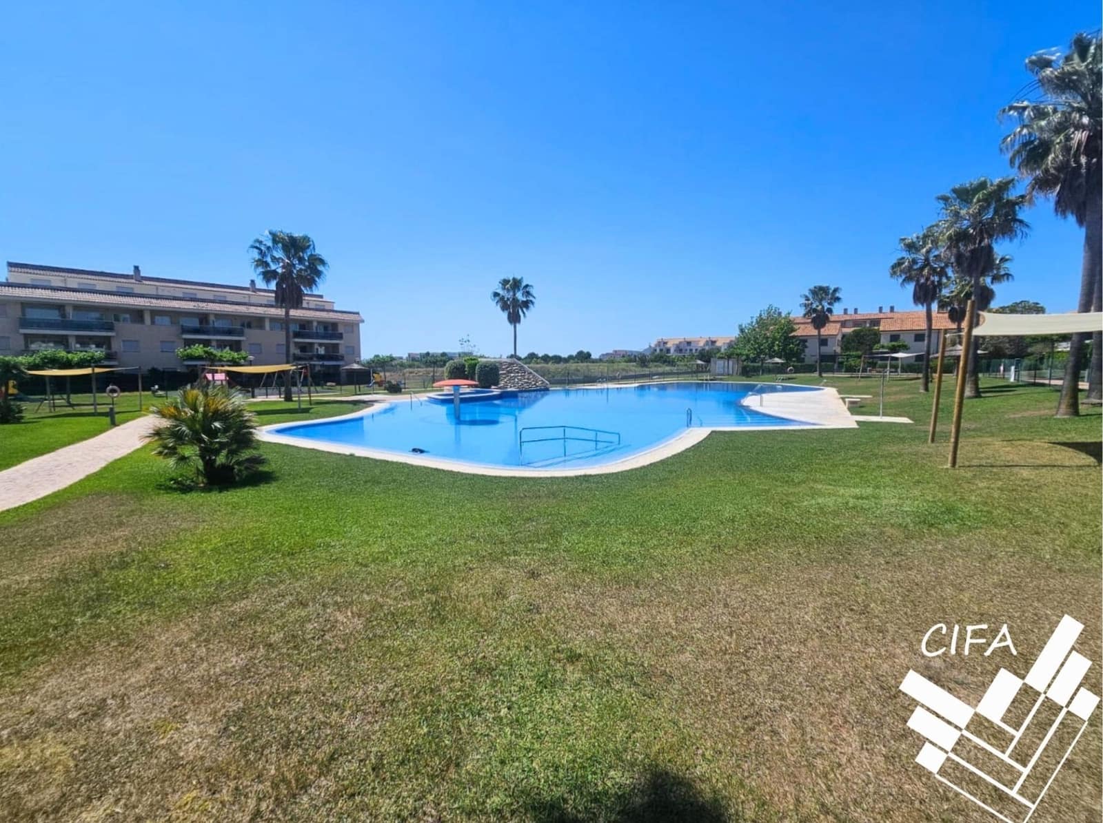 3 soverom Leilighet til leie i Sant Jordi med svømmebasseng garasje - € 750 (Ref: 10086247)