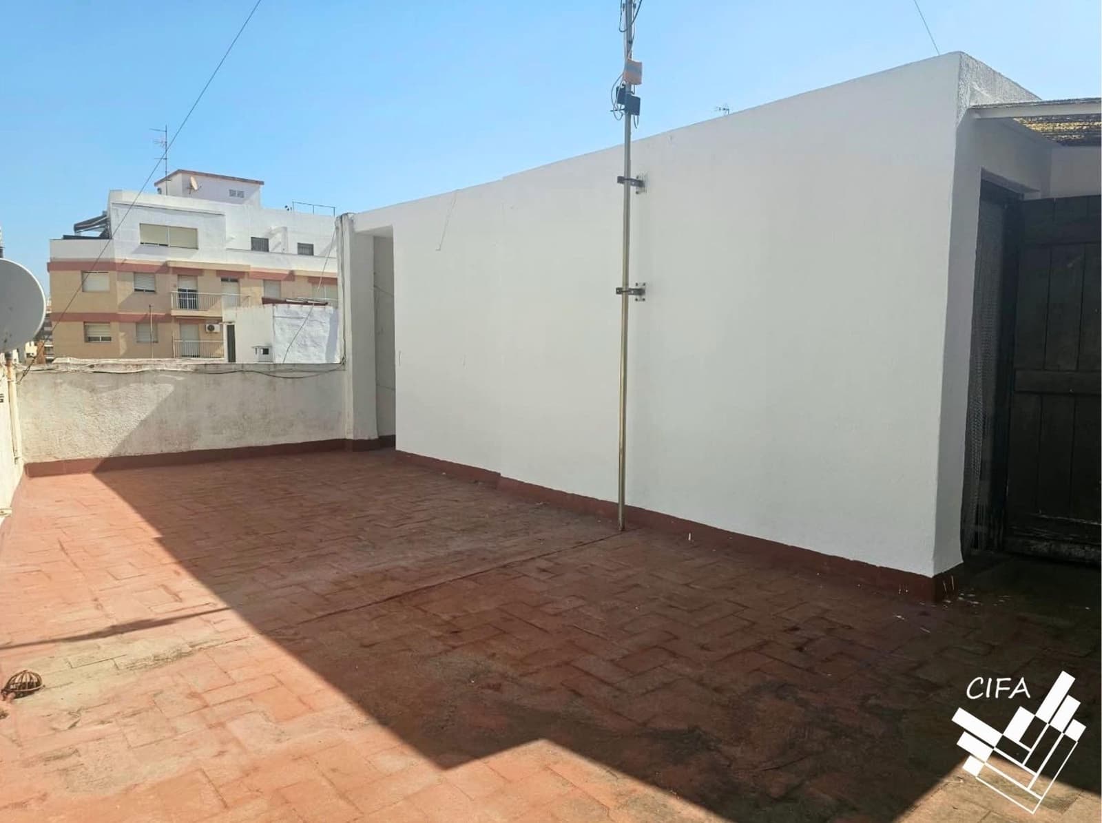 3 bedroom Flat for sale in Vinaros - € 125,000 (Ref: 10115937)