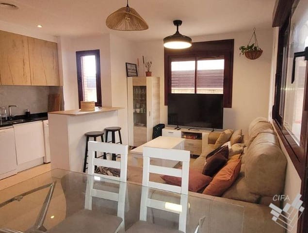 2 soverom Leilighet til salgs i Vinaròs med svømmebasseng garasje - € 173 000 (Ref: 10142673)